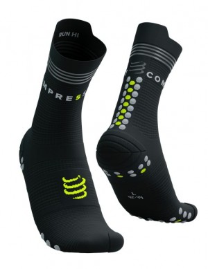 καλτσες για τρεξιμο ανδρικα Compressport Pro αγωνιστικα Socks V4.0 Run High Flash μαυρα κίτρινα | XMTHZ-3918