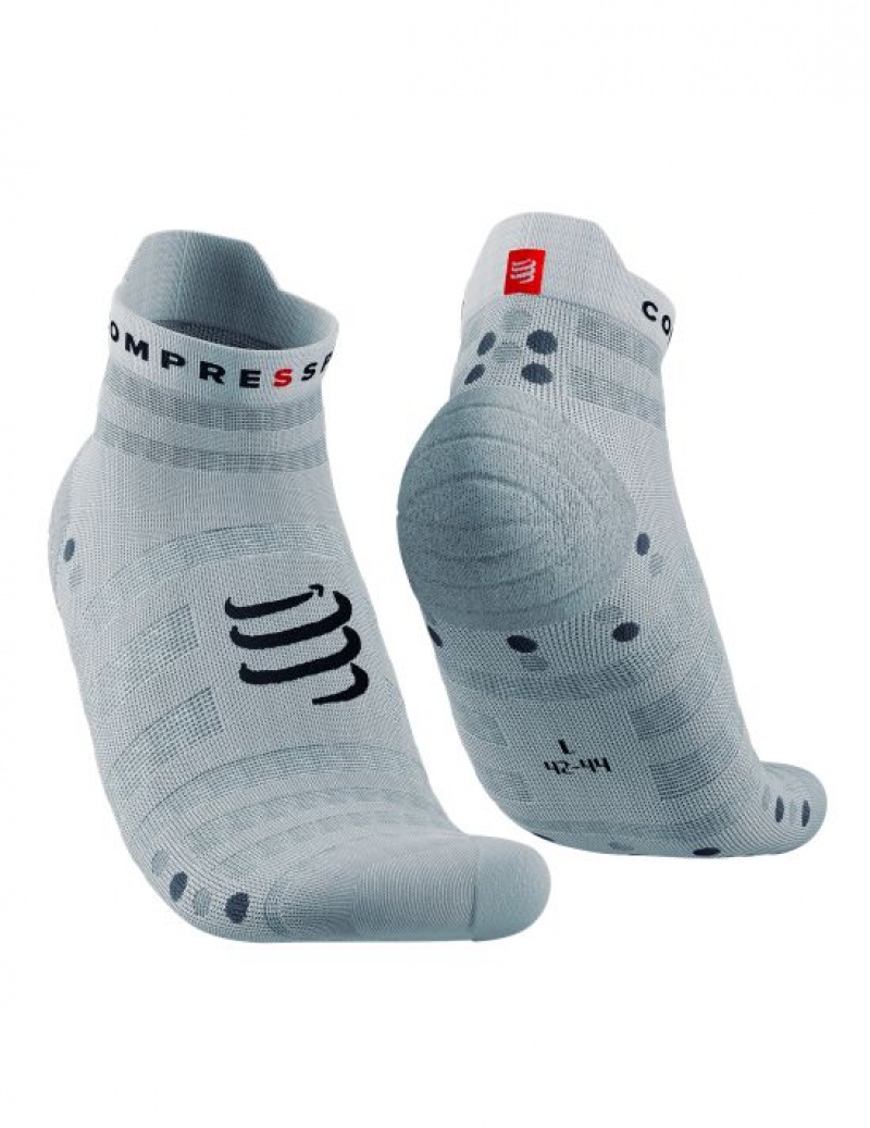 Καλτσεσ Compressport Pro αγωνιστικα Socks v4.0 Ultralight Run Low ασπρα | VNSLE-3658