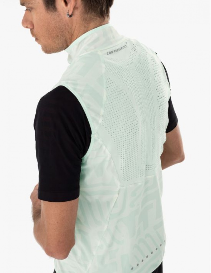 μπουφάν για τρέξιμο ανδρικα Compressport Hurricane Windproof Vest M Πολύχρωμο | IMJPZ-4618