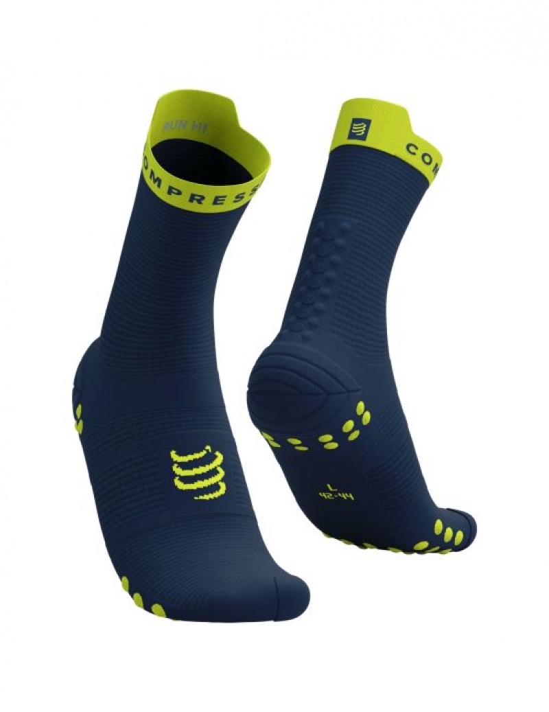 καλτσες για τρεξιμο ανδρικα Compressport Pro αγωνιστικα Socks v4.0 Run High πρασινο | GUIRM-2457